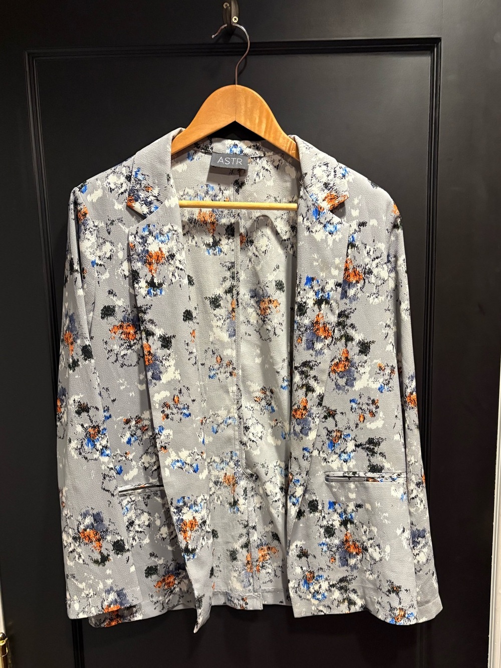 ASTR Gray Open Blazer Abstract Print oversized small Anthropologie jacket
